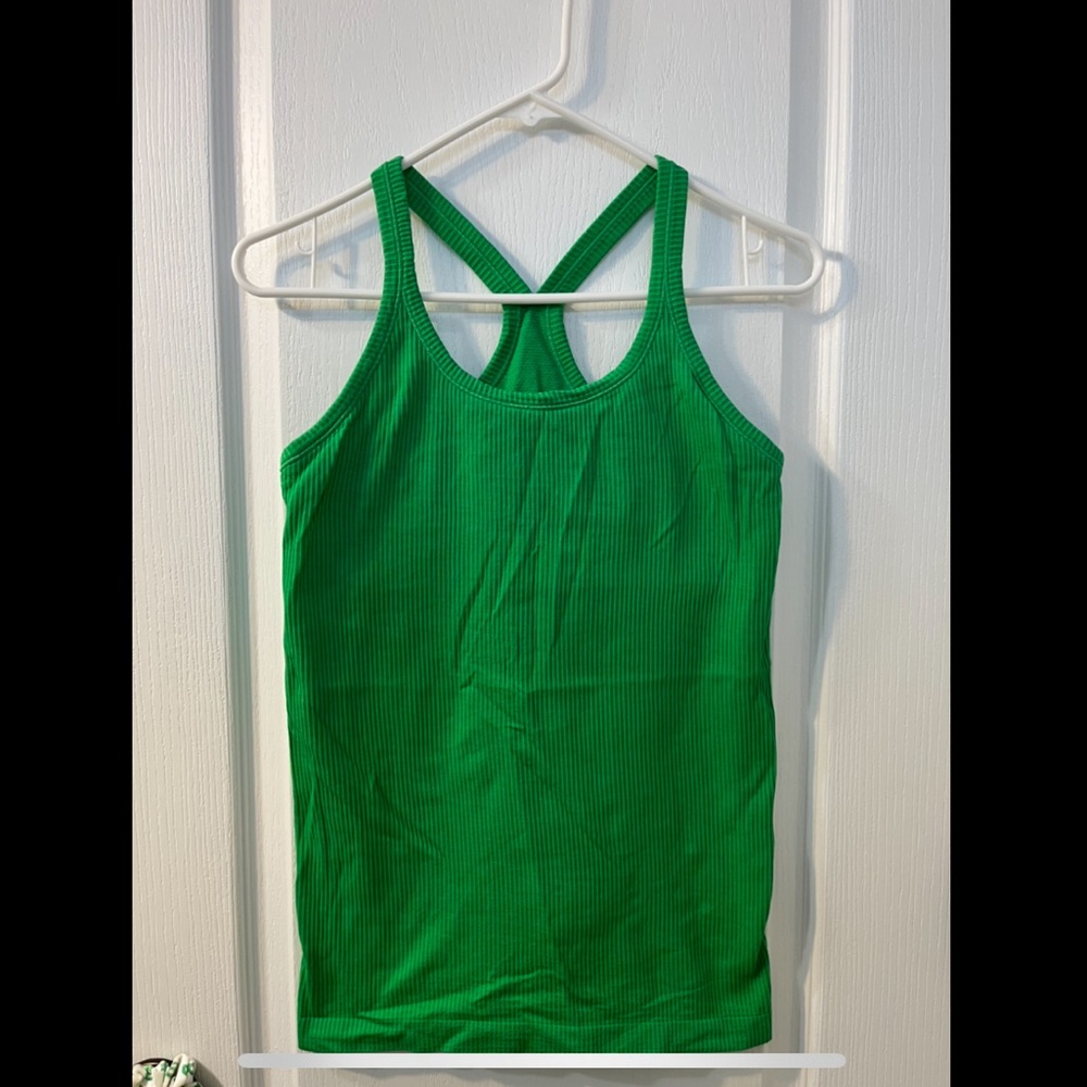 Lululemon workout tank